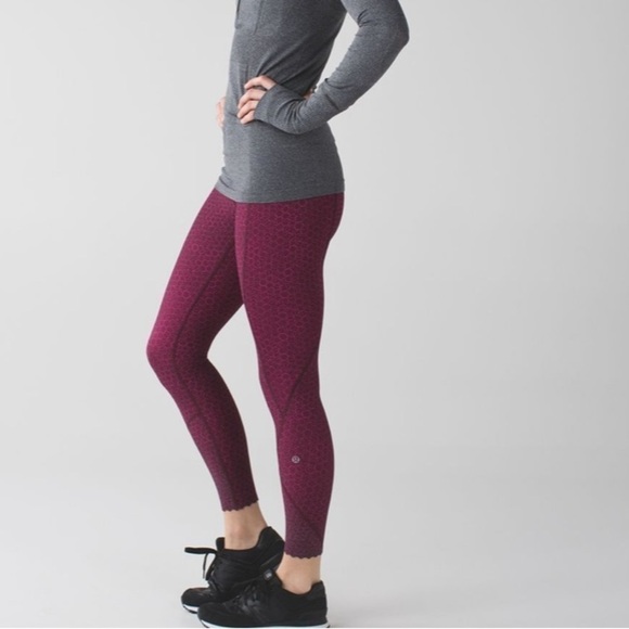 LULULEMON tight stuff tight raspberry floral size 4 - Picture 2 of 11